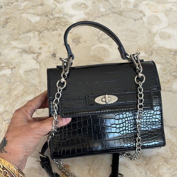 NWOT Steve Madden Madden NYC Croc Embossed Vegan Leather Mini Kelly Crossbody - Picture 7 of 15